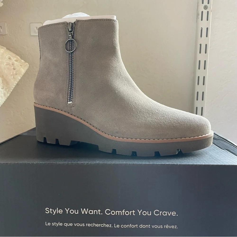 Vionic $180 hazel